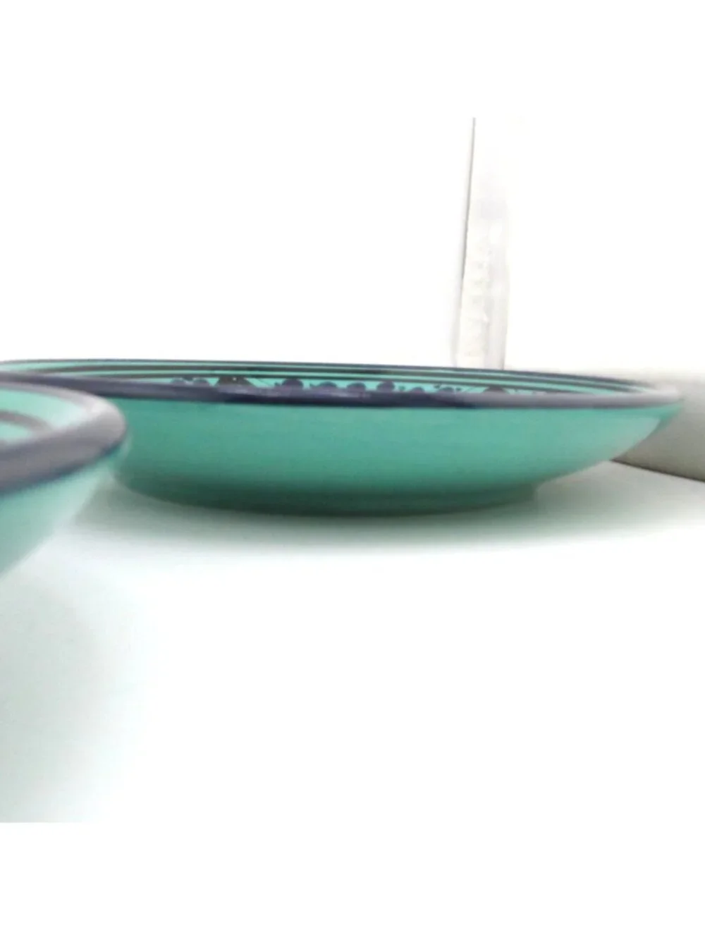 Set Pottery Barn Green / turquoise Kasara Moroccan Mosaic Salad Appetizer Plates